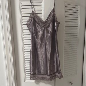 Elegant Lace Trim Satin Chemise